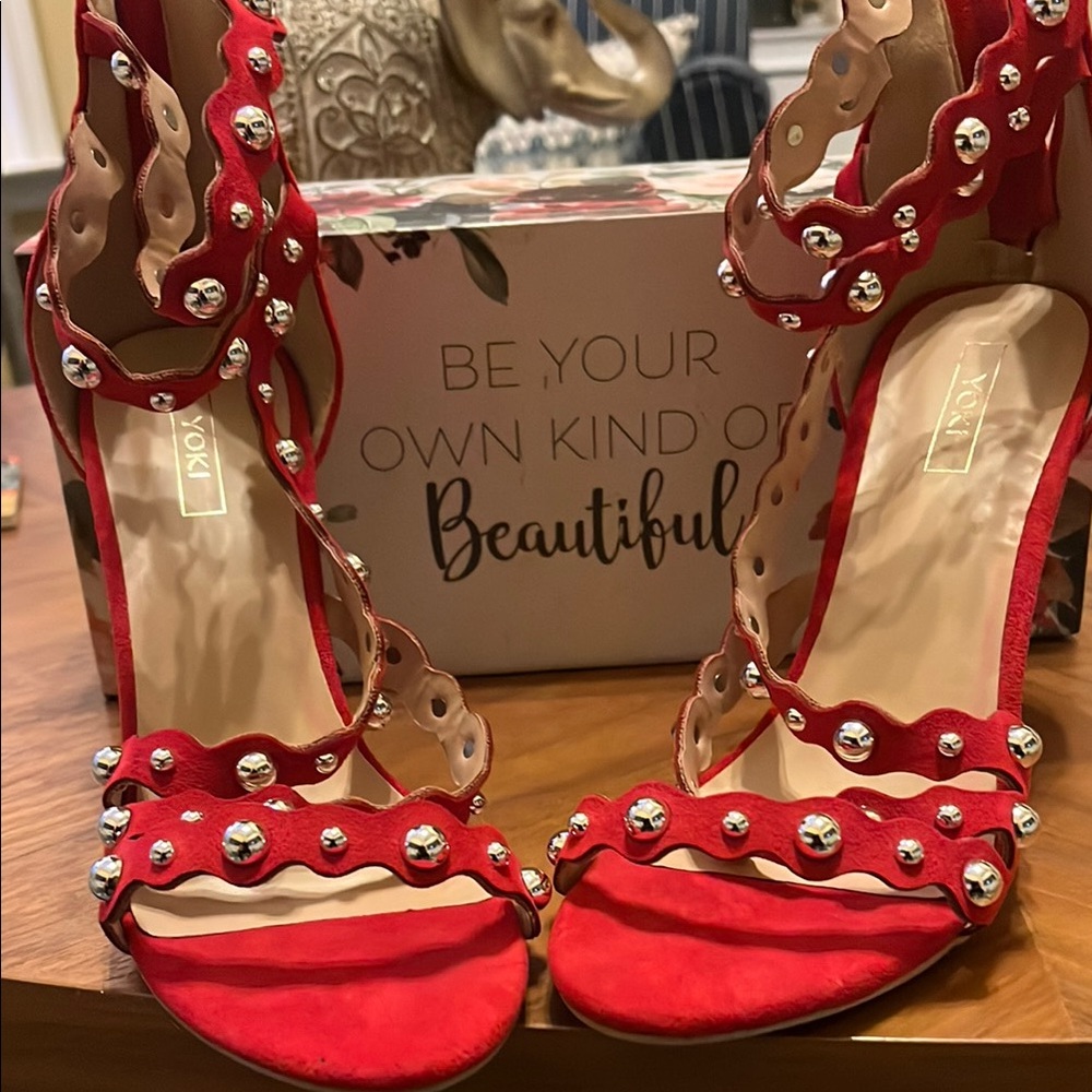 🏖️ Yoki Red Heeled Sandals with Playful Embellishments, Size 8
